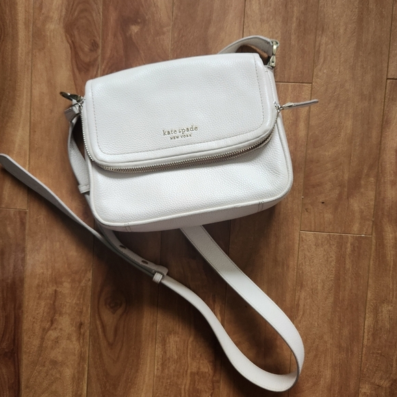 kate spade Handbags - Kate Spade New York Run Around Large Flap Crossbody – White